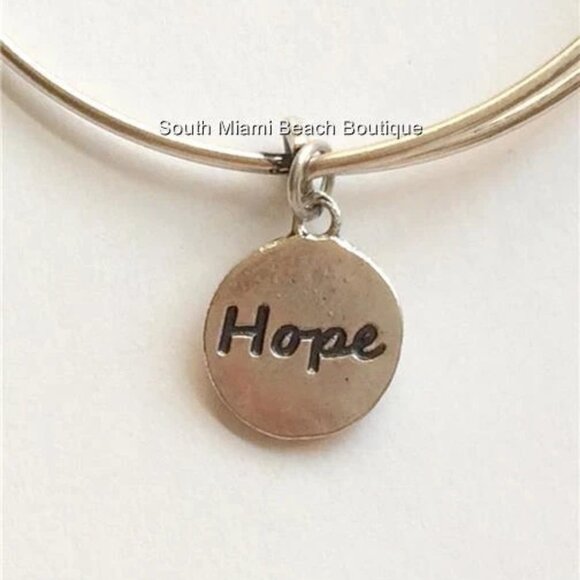 Seahorse Charm Bracelet Silver DREAMING OF SEA Life Pearl Nautical Plated 8" - Picture 9 of 14